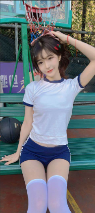 赫罗纳吉娃娃称号与极限运动的渊源